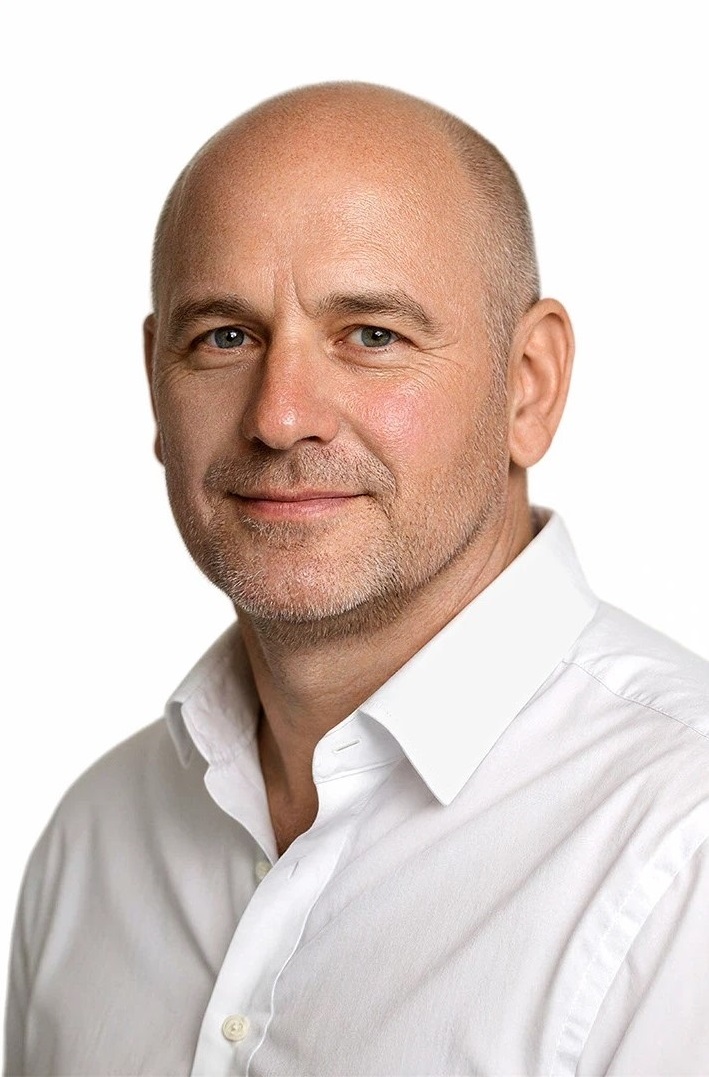 Headshot Photo Retouching After